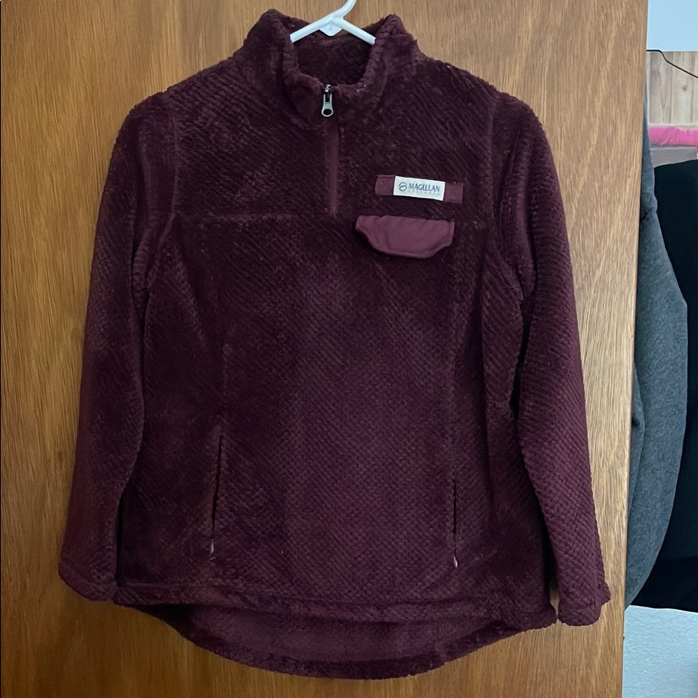 Magellan Outdoors Red Sweatshirt Quarter-Zip Fleece